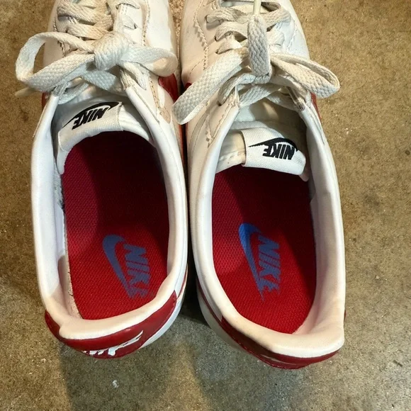 Nike Cortez White and Red Sneakers - Picture 6 of 6